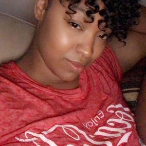 Meet your Posher, Ieisha